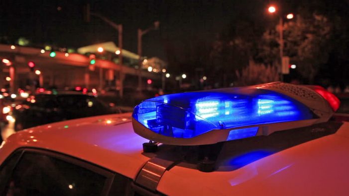 Po ngarkonin makinën me kanabis, arrestohen tre shqiptarë në Selanik Po ngarkonin makinën me kanabis, arrestohen tre shqiptarë në Selanik