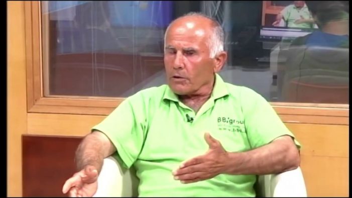 Nuk e votuan për kryetar bashkie, Hazbi Kasaj mallkon sërish: Kjo farë e keqe mos u paftë më në qytetin e Këlcyrës, pasi këtu janë më tepër budallenj sesa të mençur Nuk e votuan për kryetar bashkie, Hazbi Kasaj mallkon sërish: Kjo farë e keqe mos u paftë më në qytetin e Këlcyrës, pasi këtu janë më tepër budallenj sesa të mençur