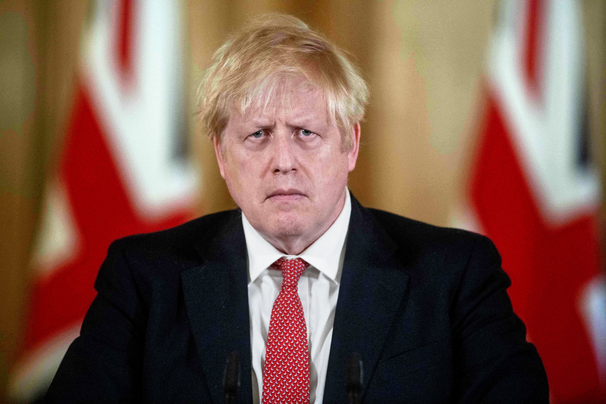 Britania në karantinë deri në fund të shkurtit, Johnson: Na presin javët më të vështira